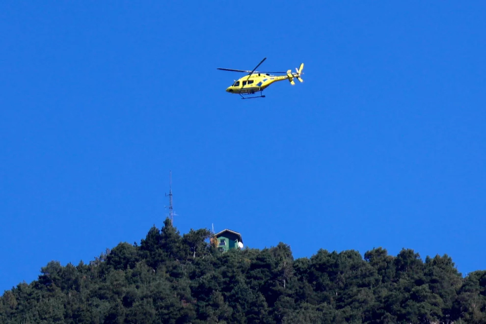 A fire brigade helicopter.