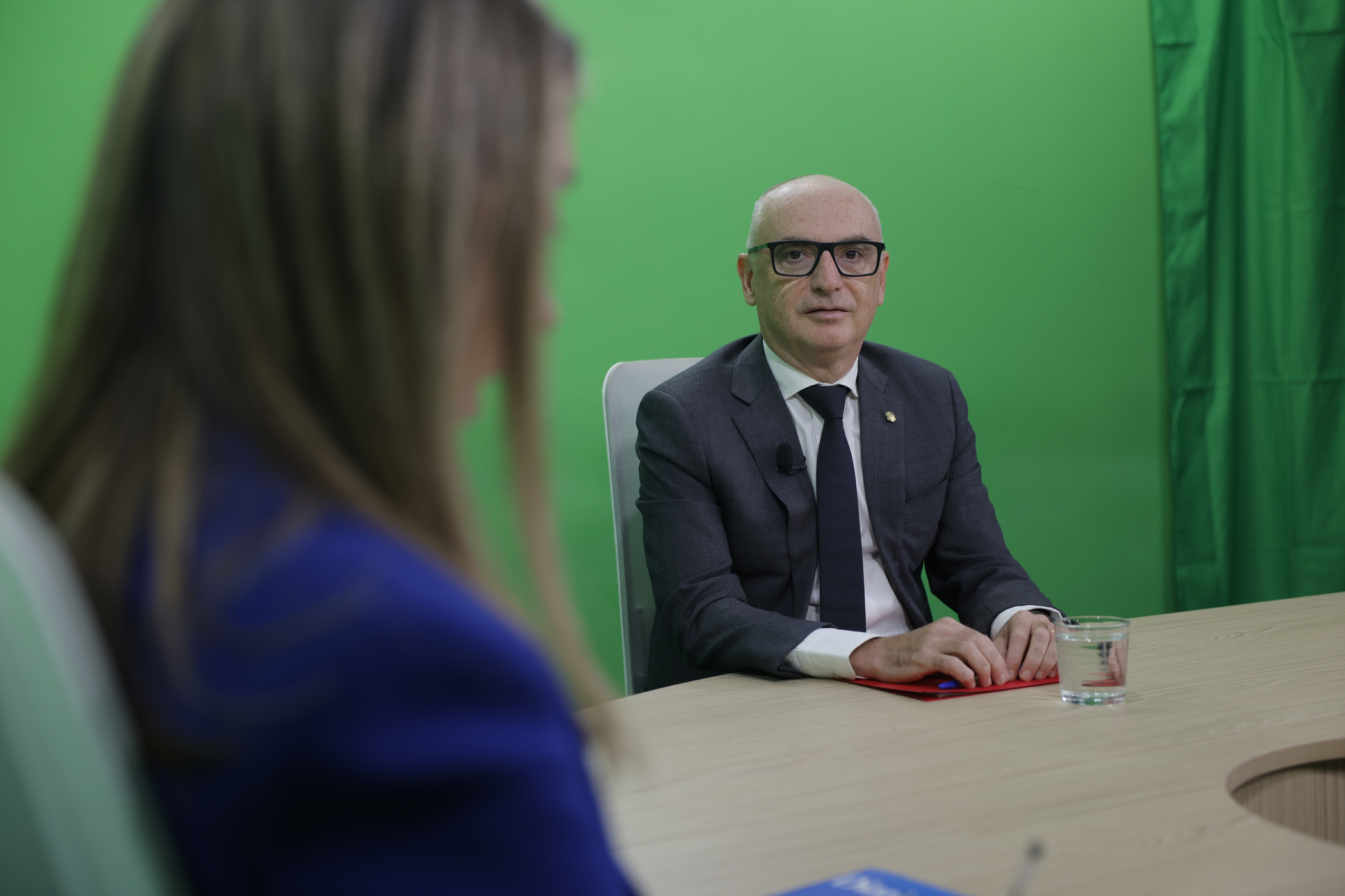Minister Ramon Lladós during the interview on 'Parlem-ne', from Diari TV.